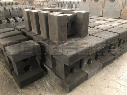 高鉻錘頭和高錳鋼錘頭相比較，有什么不同之處嗎？